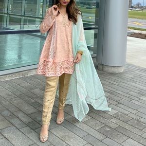 Phatyma Khan size M Eid Ramadan 3 piece Shalwar Kameez